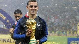 Antoine Griezmann May Be The Last, Biggest Derrick Rose Fan On Earth